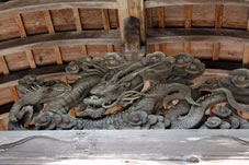 本坊(持仏堂) 軒下の彫刻