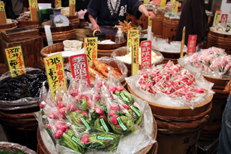 京都と言えば、京漬物店が有名です。