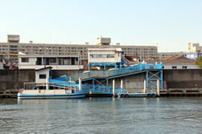 「落合上渡船場」大正区千島桟橋。