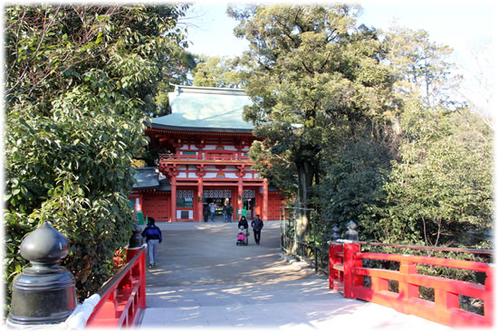 氷川神社の「神橋と楼門」