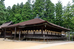 御影堂(みえどう) 御影堂(みえどう)