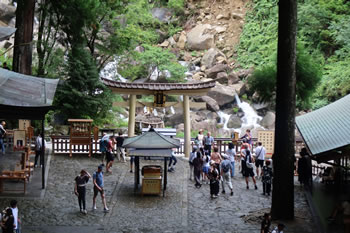 飛瀧神社「那智の滝」境内。 飛瀧神社「那智の滝」境内。