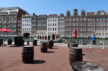 �^���[�V�e�B�A�J�i���N���[�U�[����B