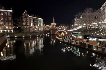 �l�G�܁X�Ŋy���ށA�n�E�X�e���{�X�̃C���~�l�[�V����